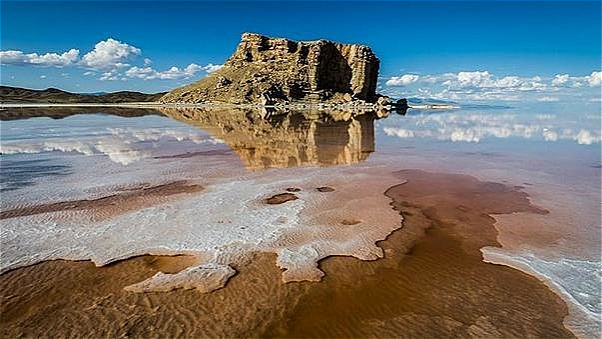 ارتفاع آب دریاچه ارومیه ۱۳ سانتی متر افزایش یافت
