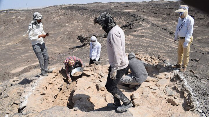 آثار باستانی با قدمت ۳ هزار ساله در کوه خزایی مهاباد کشف شد