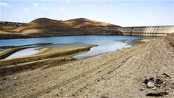 وضعیت منابع آبی آذربایجان غربی بحرانی است