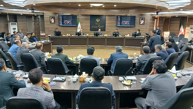 شهرداری‌ها برای رفع مشکلات مردم خدمت‌رسانی کنند