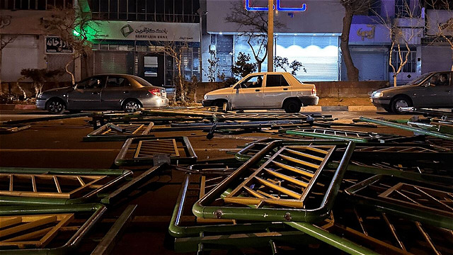 دشمن برای تسکین خود به اغتشاشات خیابانی متوسل شد
