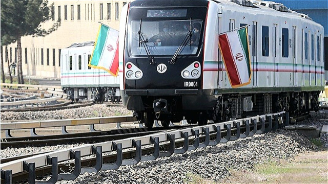 خیز ایستگاه بین المللی رازی خوی برای جابجایی مسافر