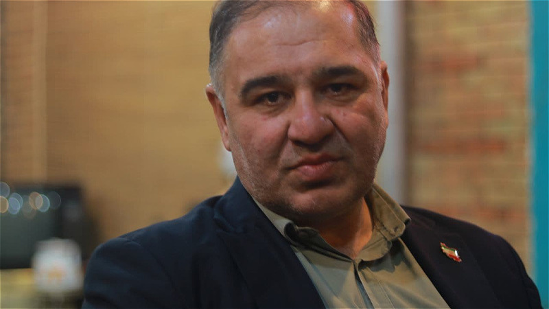 مشق همبستگی در شب ارومیه، از میدان غیرت تا خانه‌های امید