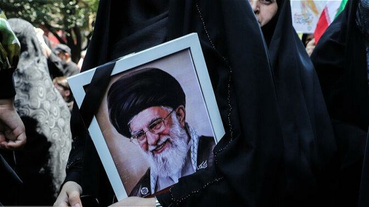 تبیین ویژگی‌های شخصیتی و انقلابی رهبر شهید برای نسل جوان یک ضرورت است