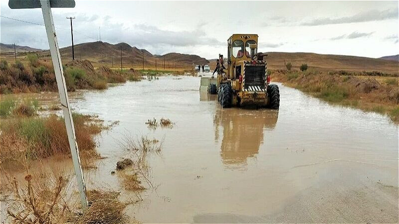 مسیر دسترسی ۲۱ روستای سیل زده شهرستان خوی بازگشایی شد