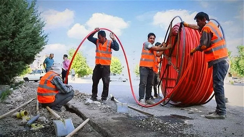 تمام موانع پروژه برگردان به منظور واگذاری سرویسهای باند پهن به مشتریان باید رفع شود