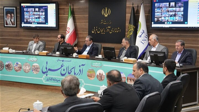 فرمانداران پرچم‌دار جهش توسعه در آذربایجان ‌غربی باشند
