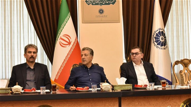زمینه حضور محصولات آذربایجان‌غربی در بازارهای جهانی فراهم شود