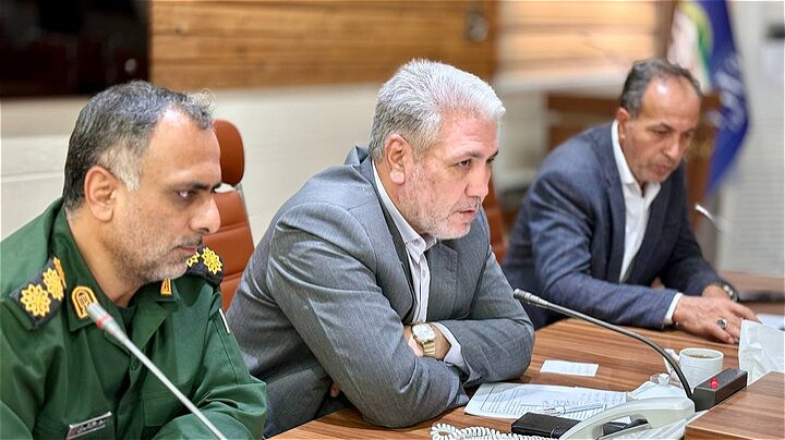 روایت‌های دوران دفاع مقدس بازگو و تبیین شود