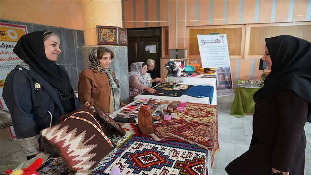 ۲ تا ۲.۵ همت؛ گردش مالی سالانه صنایعدستی شناسنامهدار آذربایجانغربی