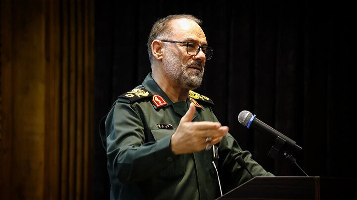 دشمن بدنبال برهم زدن تعادل امنیتی آذربایجان غربی است